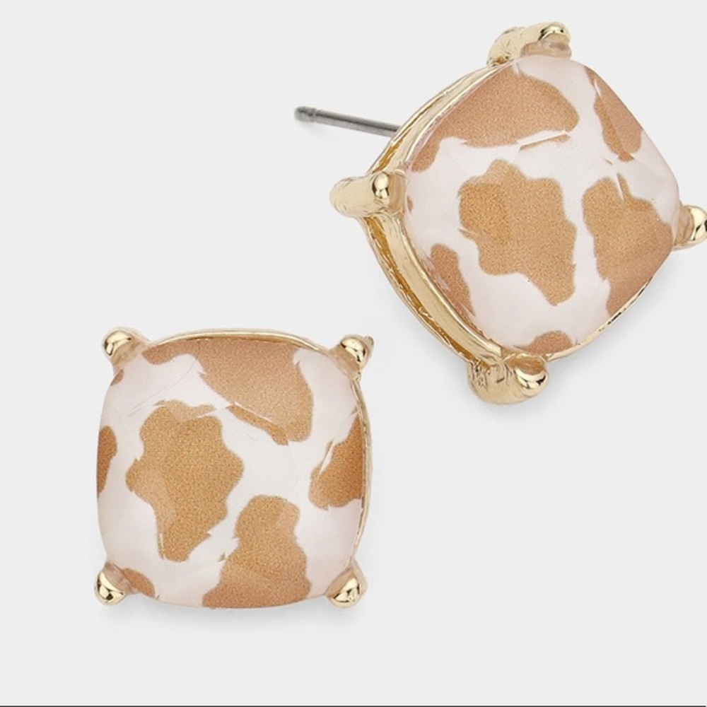 Cow pattern stud earrings - Picture 2 of 3